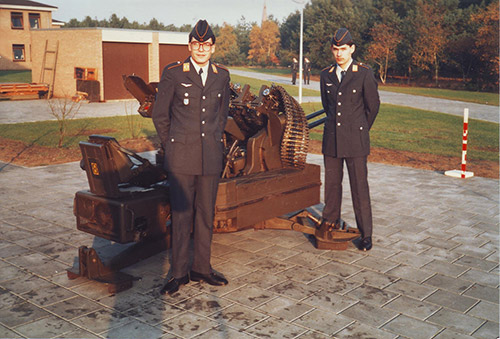 Gelöbnistag: links Christian Kellers, rechts Thomas Fox