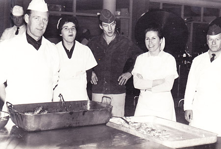 Küchenpersonal Mannschaftsküche Legerplaats Budel 1968